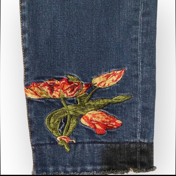 DRIFTWOOD Jackie embroidered jeans. Size 32​ - Picture 4 of 10